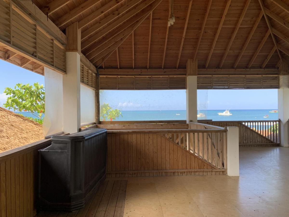 נגריל King Suite At Oceanview Resort In Jamaica - Enjoy 7 Miles Of White Sand Beach! מראה חיצוני תמונה
