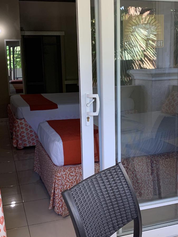 נגריל King Suite At Oceanview Resort In Jamaica - Enjoy 7 Miles Of White Sand Beach! מראה חיצוני תמונה